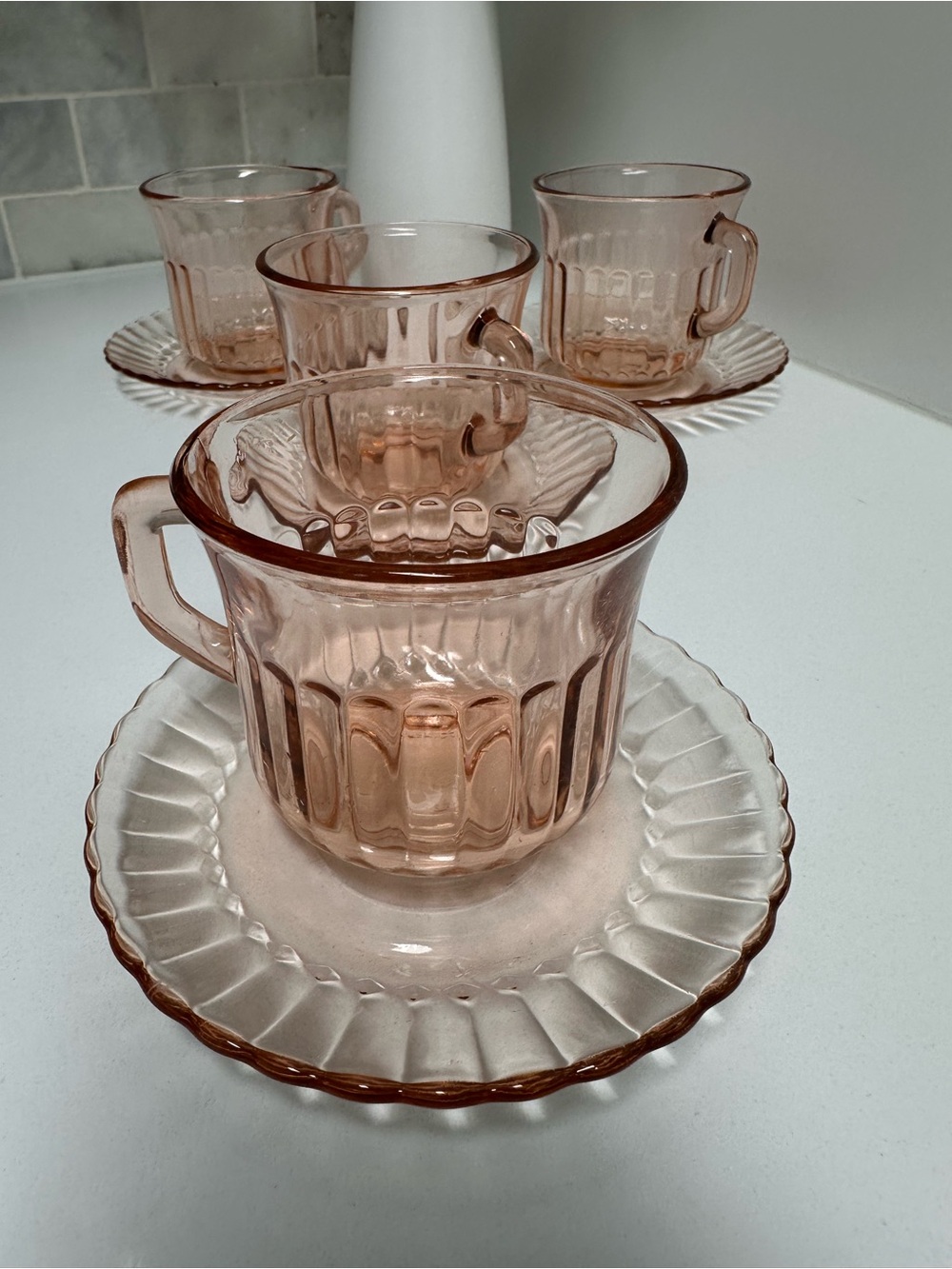 Vtg Forte Crisa Cup & Saucer Radiance Pink Glass Ribbed Set Of 4 Elegance EUC - Picture 3 of 7